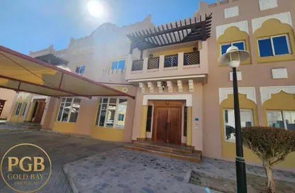 فيلا - 5 غرف نوم - 6 حمامات للايجار في فلل واست باي لاغون - وست باي لاجون - بحيرة وست لاجون - الدوحة