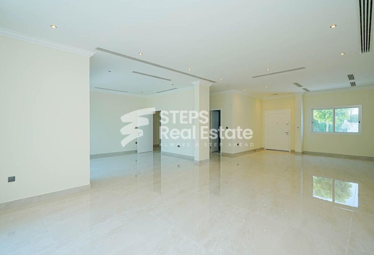 Spacious 4-BHK Compound Villa in West Bay Lagoon - villa in West Bay Lagoon