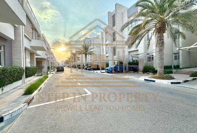 962987 - Property Main Image