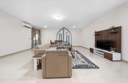 Apartment - 2 Bedrooms - 2 Bathrooms for rent in Old Al Ghanim - Al Ghanim - Doha