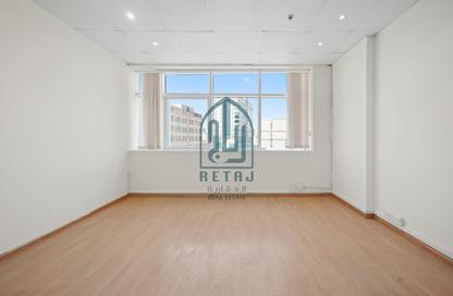 Office Space - 1 Bedroom - 1 Bathroom for rent in Muntazah 7 - Al Muntazah - Doha