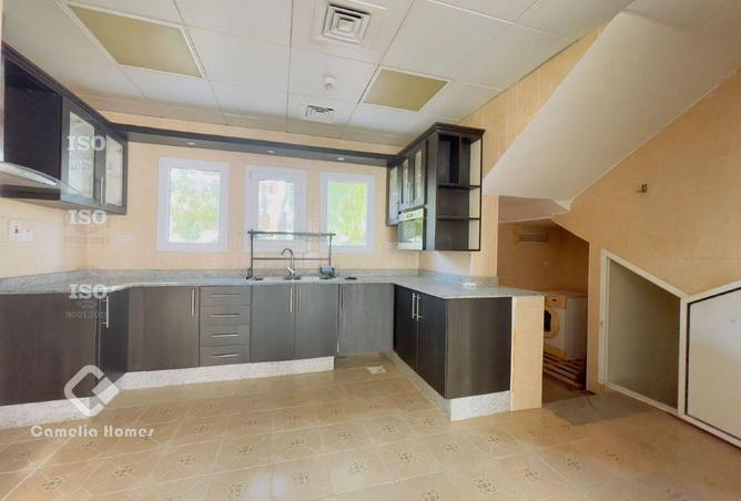 963385 - Property Image 3