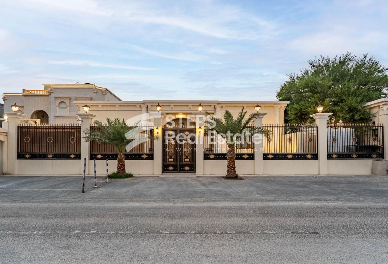 3600 SQM Luxury Palace Built 2014 in Al Sakhama - villa in Al Sakhama