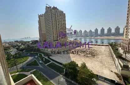 Apartment - 1 Bedroom - 2 Bathrooms for rent in Floresta Gardens - Floresta Gardens - The Pearl Island - Doha Apartment - 1 Bedroom - 2 Bathrooms for rent in Floresta Gardens - Floresta Gardens - The Pearl Island - Doha
