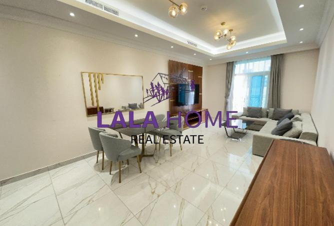 963671 - Property Image 3