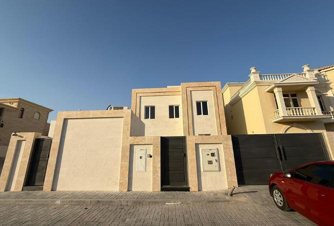 963697 - Property Main Image