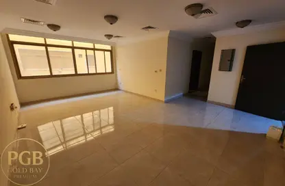 Apartment - 2 Bedrooms - 2 Bathrooms for rent in Al Sadd Road - Al Sadd - Doha