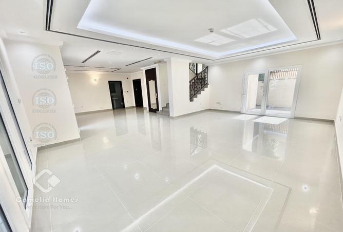 964198 - Property Image 2