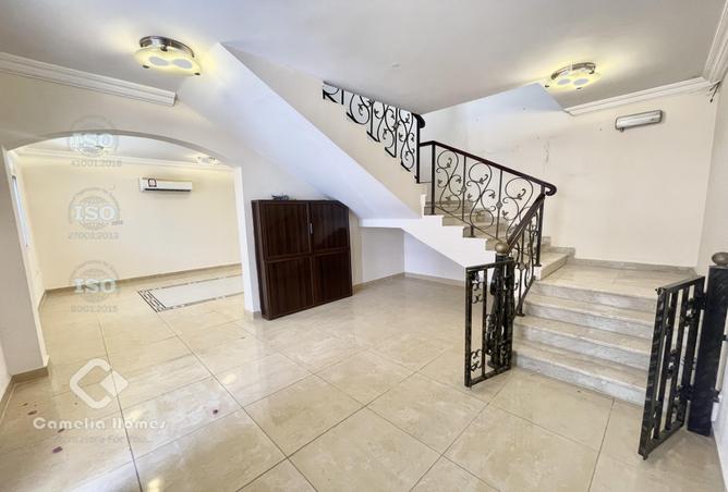 964199 - Property Image 2