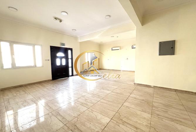 964372 - Property Image 2