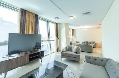 Apartment - 3 Bedrooms - 4 Bathrooms for rent in Zig Zag Tower B - Zig Zag Towers - West Bay - Doha