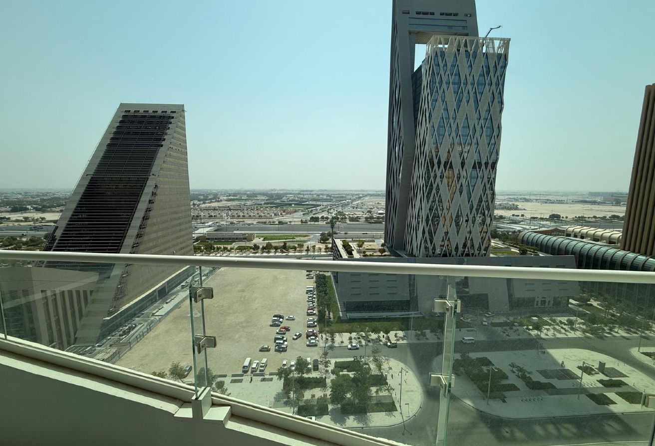 ELEGANT 1 BHK FULLY FURNISHED IN LUSAIL MARINA thumbnail 13