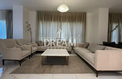 Apartment - 3 Bedrooms - 5 Bathrooms for rent in West Bay Tower - West Bay - West Bay - Doha