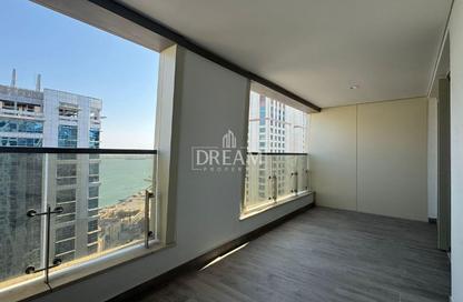 Apartment - 3 Bedrooms - 5 Bathrooms for rent in West Bay Tower - West Bay - West Bay - Doha