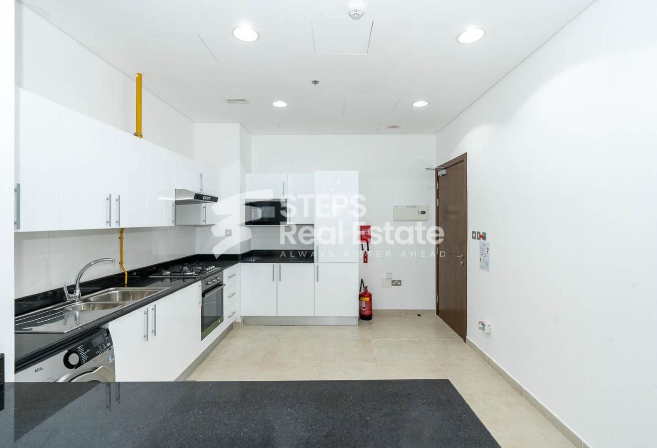 Furnished 2 BHK Apartment with Sea View for Sale  - apartment in Lusail Residence