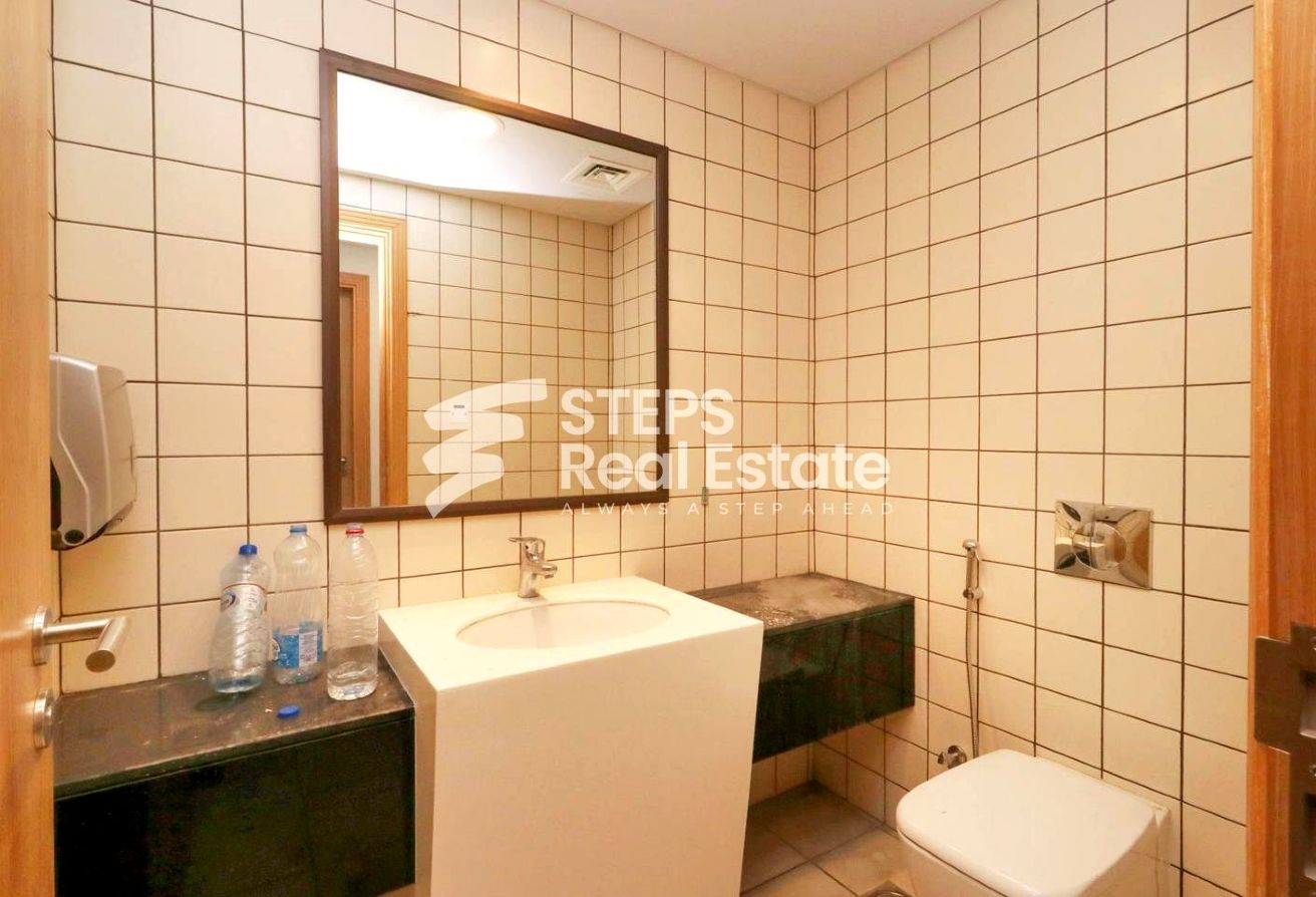 Brand New High End Office with Grace Period - office-space in West Bay