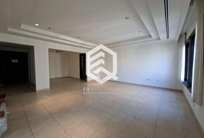 964733 - Property Image 2