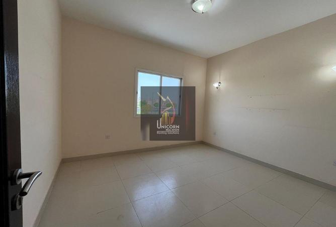 965027 - Property Image 3
