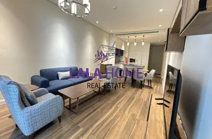 شقة - 2 غرف نوم - 4 حمامات للايجار في فيفا غرب - فيفا بحرية - جزيرة اللؤلؤة - الدوحة