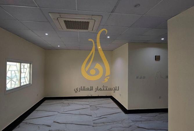 965209 - Property Image 3