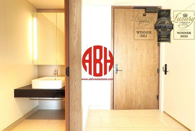 965286 - Property Image 2