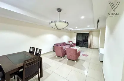 Apartment - 2 Bedrooms - 3 Bathrooms for rent in Tower 14 - Porto Arabia - The Pearl Island - Doha