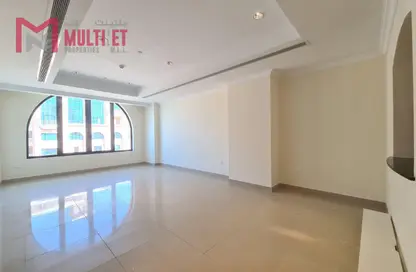 Apartment - 1 Bedroom - 2 Bathrooms for rent in East Porto Drive - Porto Arabia - The Pearl Island - Doha