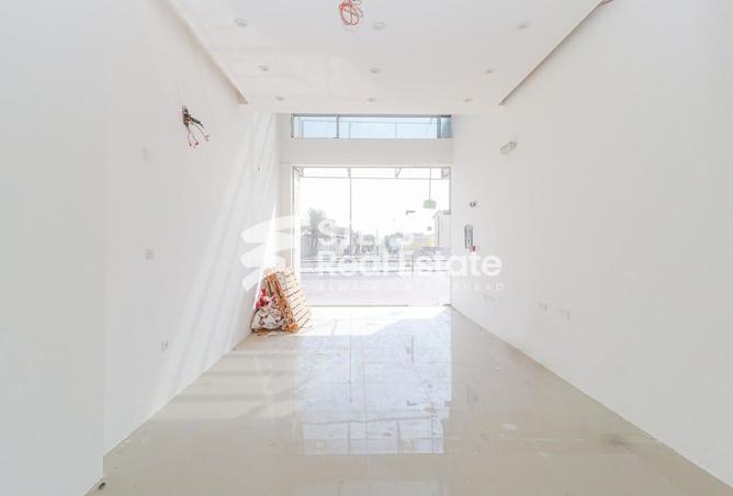 965487 - Property Image 3
