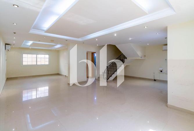 965515 - Property Image 3