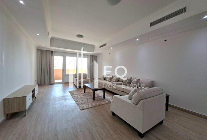 965632 - Property Image 2