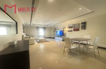 Apartment - 1 Bedroom - 2 Bathrooms for rent in West Porto Drive - Porto Arabia - The Pearl Island - Doha