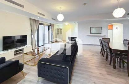 Apartment - 2 Bedrooms - 3 Bathrooms for sale in West Porto Drive - Porto Arabia - The Pearl Island - Doha