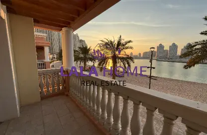 Townhouse - 1 Bedroom - 2 Bathrooms for rent in Viva West - Viva Bahriyah - The Pearl Island - Doha