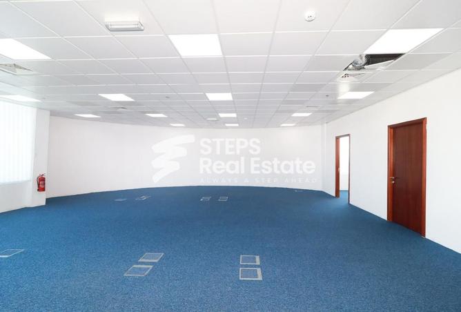 965825 - Property Image 2