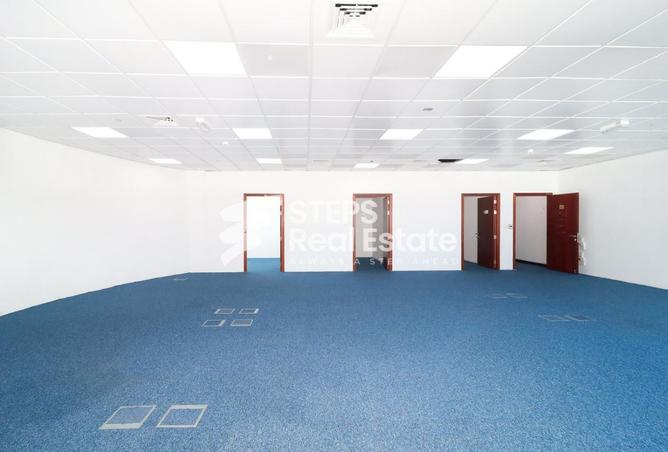 965825 - Property Image 3