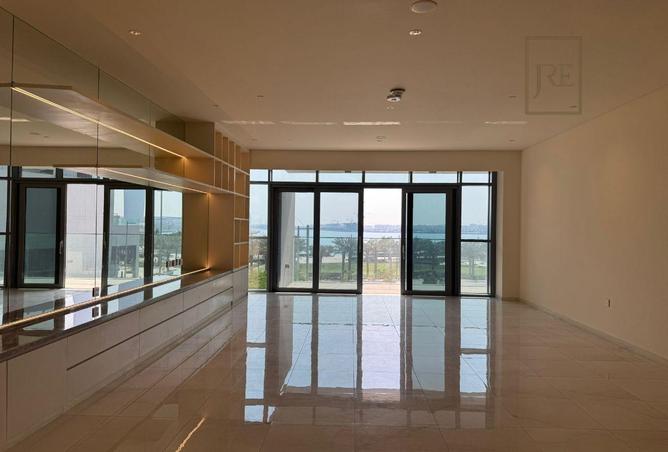 965839 - Property Image 3