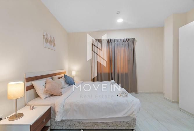 965882 - Property Image 2