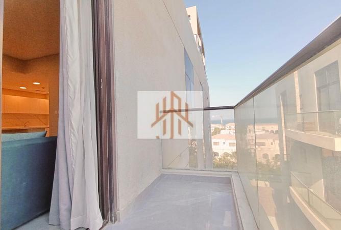 965921 - Property Image 2