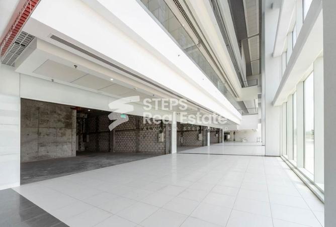 966023 - Property Image 2