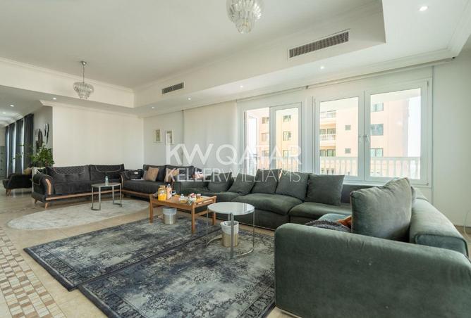 966209 - Property Image 2