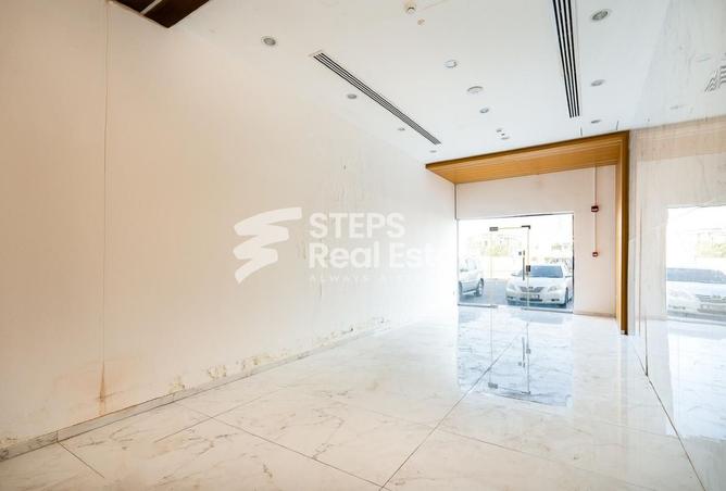 966210 - Property Image 2