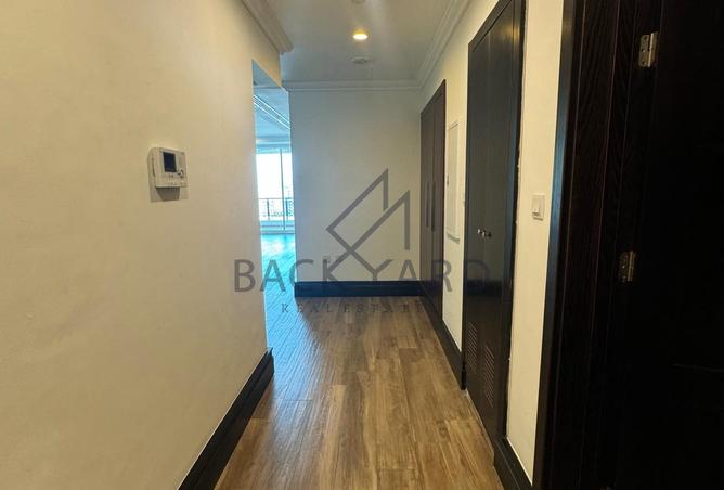 966311 - Property Image 2