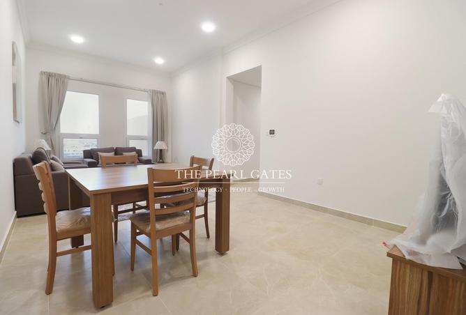 966725 - Property Image 3