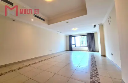 Apartment - 1 Bedroom - 2 Bathrooms for rent in East Porto Drive - Porto Arabia - The Pearl Island - Doha Apartment - 1 Bedroom - 2 Bathrooms for rent in East Porto Drive - Porto Arabia - The Pearl Island - Doha