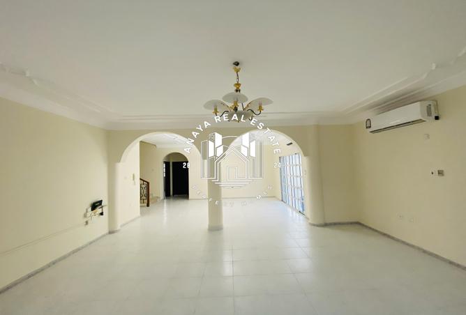 966883 - Property Main Image