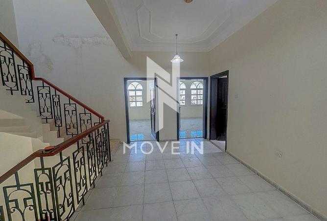 967094 - Property Image 2