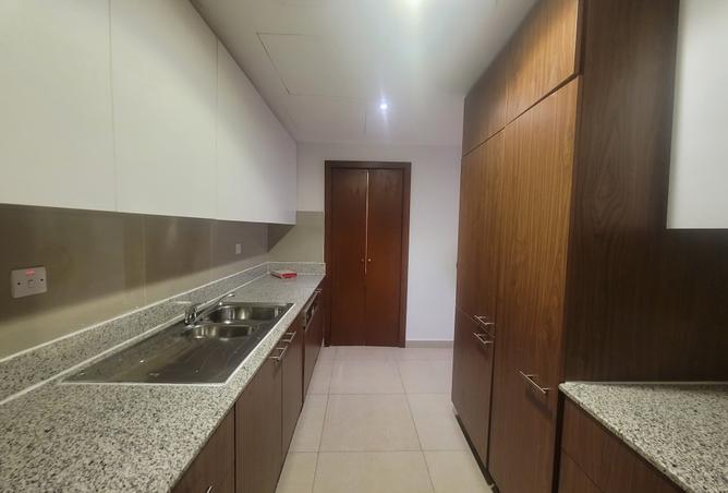 967102 - Property Image 2