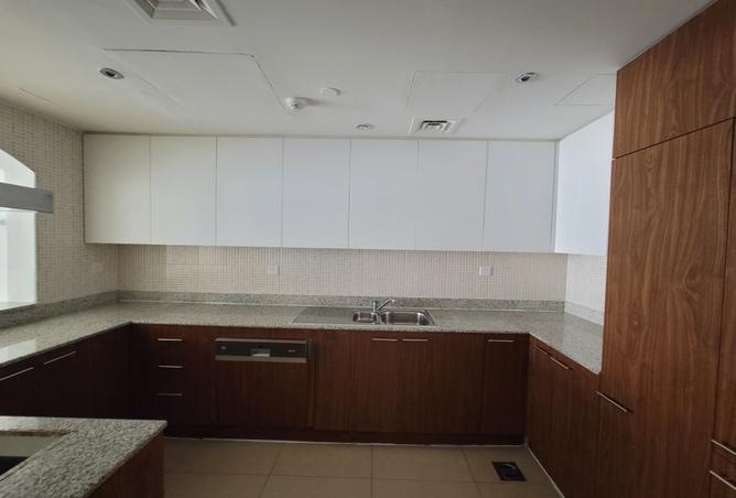 967174 - Property Image 2