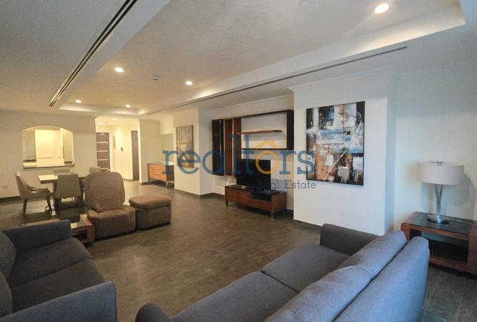 967214 - Property Image 3