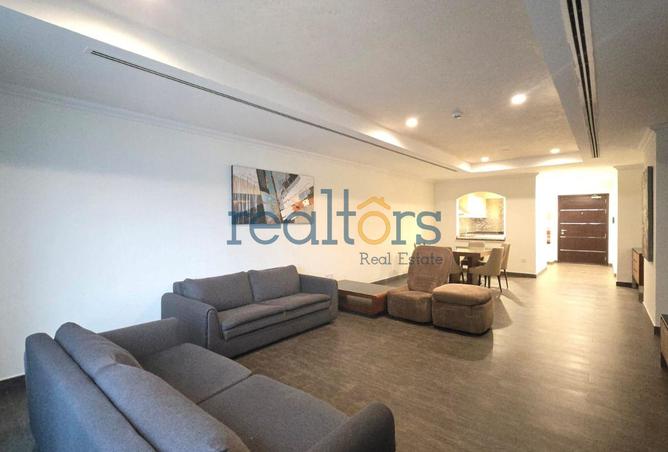 967220 - Property Image 2